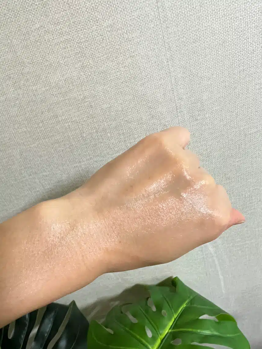 일광화상으로부터 피부를 구해준 건 과일나라 알로에베라 모이스처 아쿠아 수딩젤이랍니다. 