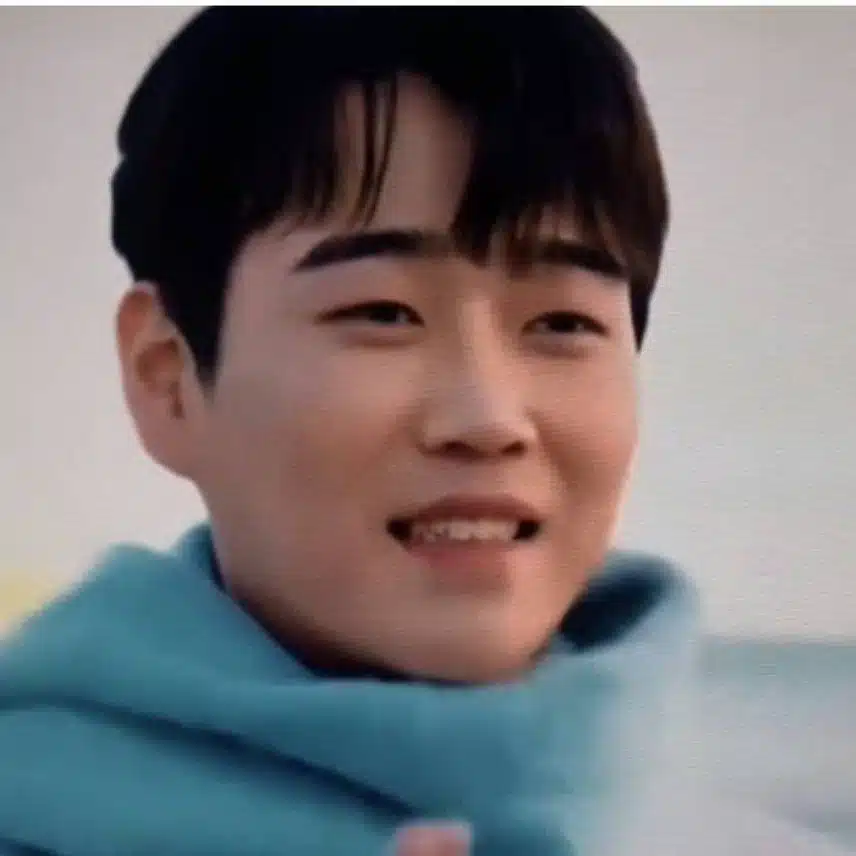 첫미니앨범 부모님을 생각나게하니 눈물이앞섭니다