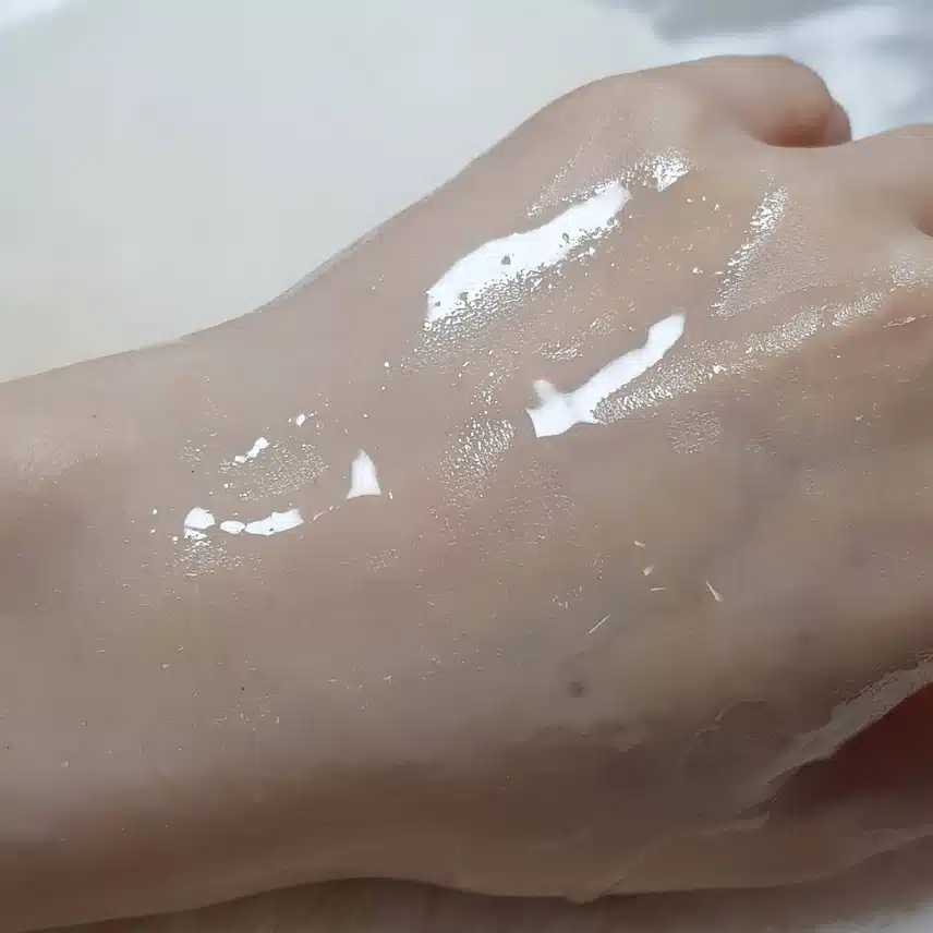3통째 쓰고있는 여러번 레이어링하면 속건조 잡는 토너!