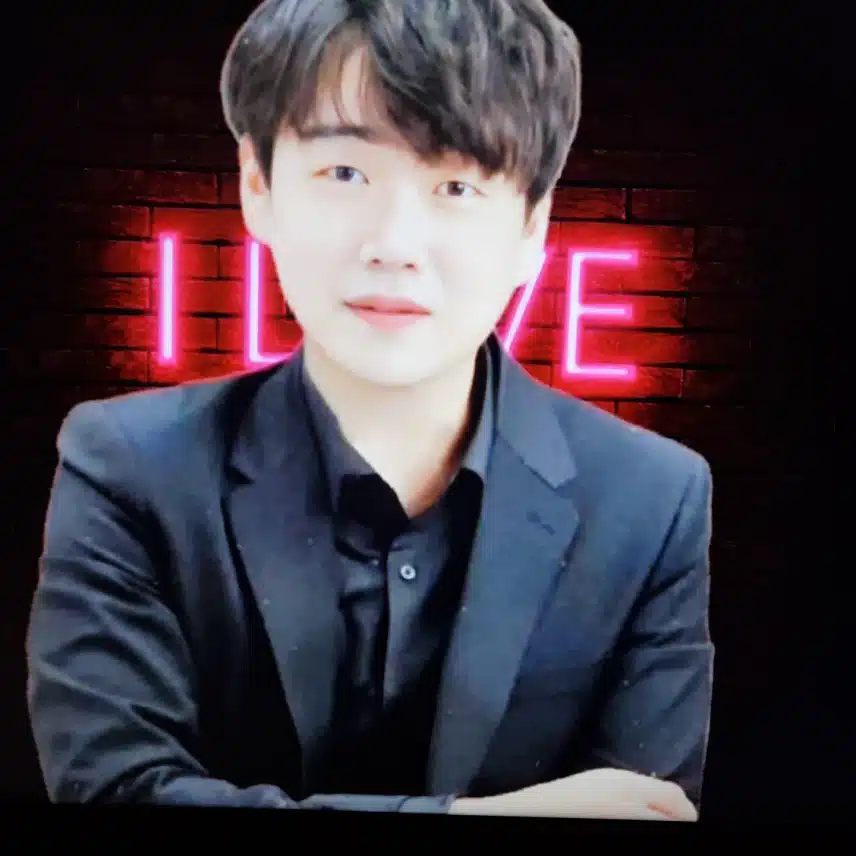 황영웅 가수님 항상 꽃길만 걸으세요 