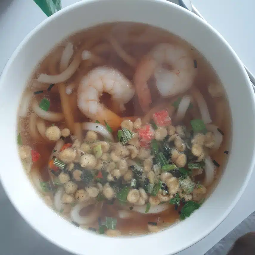 우동 끓여줬어요