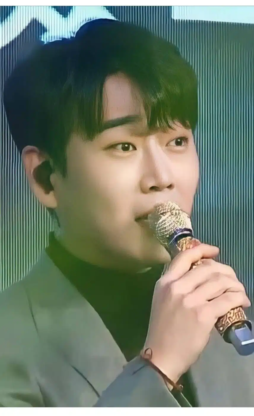 🎶황영웅의 굿즈상품구입 설레임💜