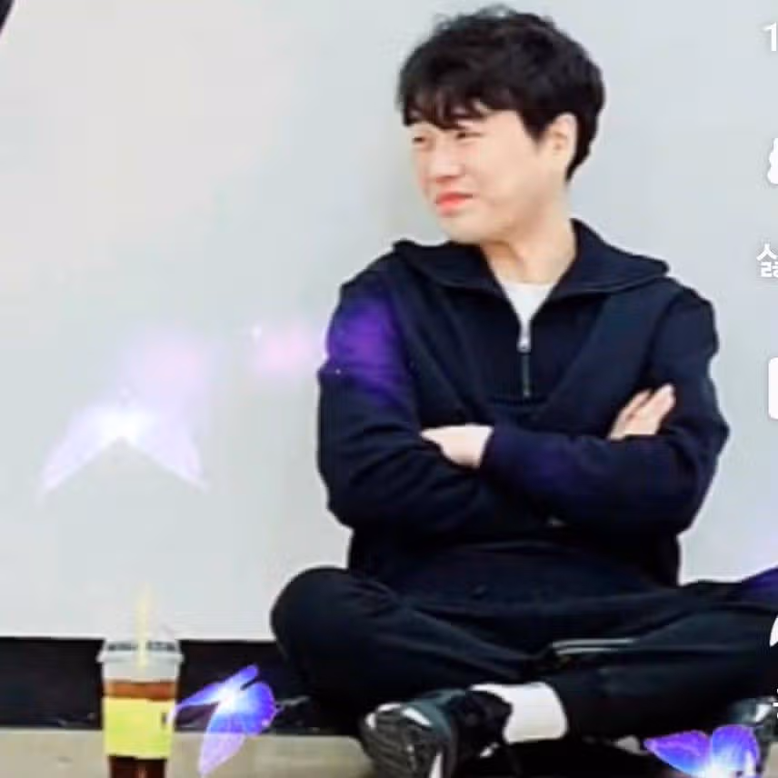 황영웅 가수님의 트롯세계화를 응원합니다