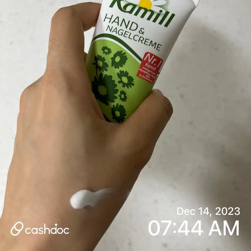 핸드크림 바르기