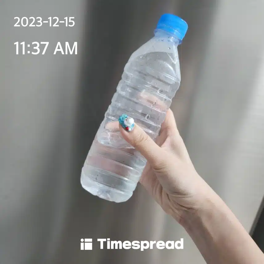 물 마셔줍니다