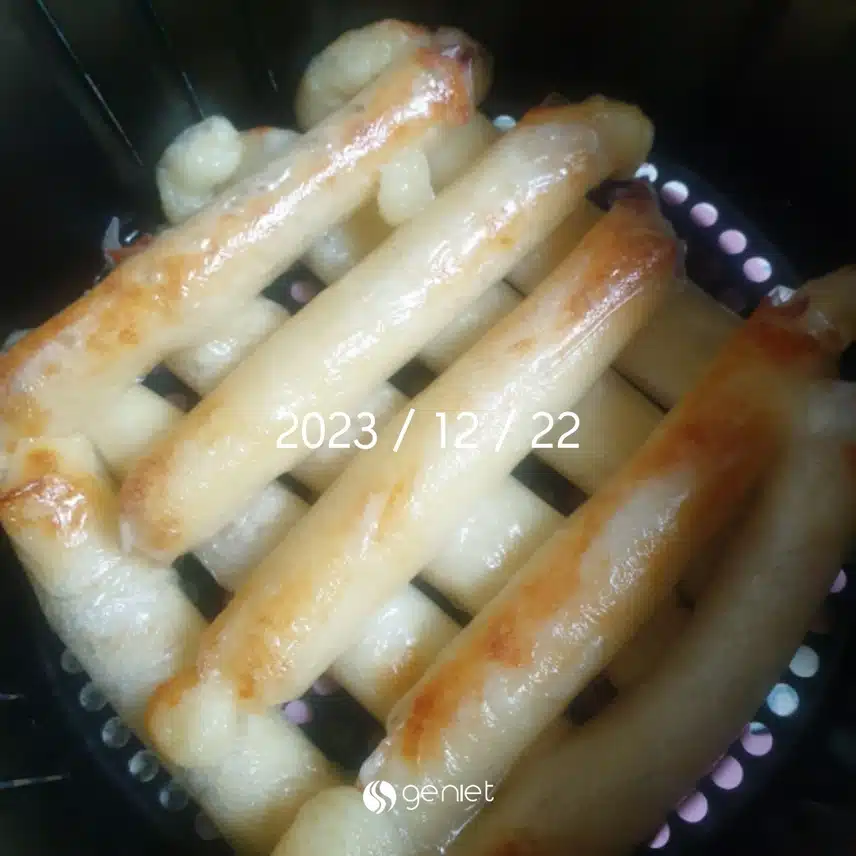 캐시딜로 산 치즈 구워 먹어요.