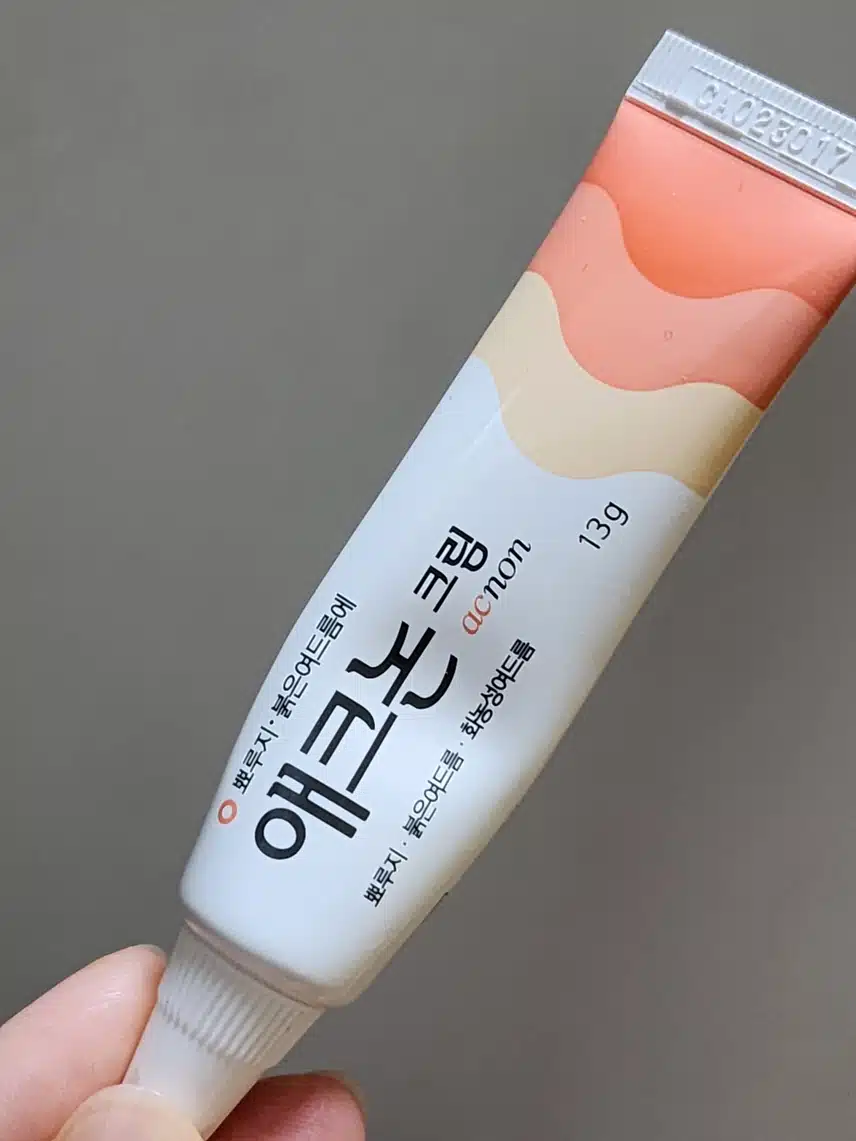 애크논 크림도