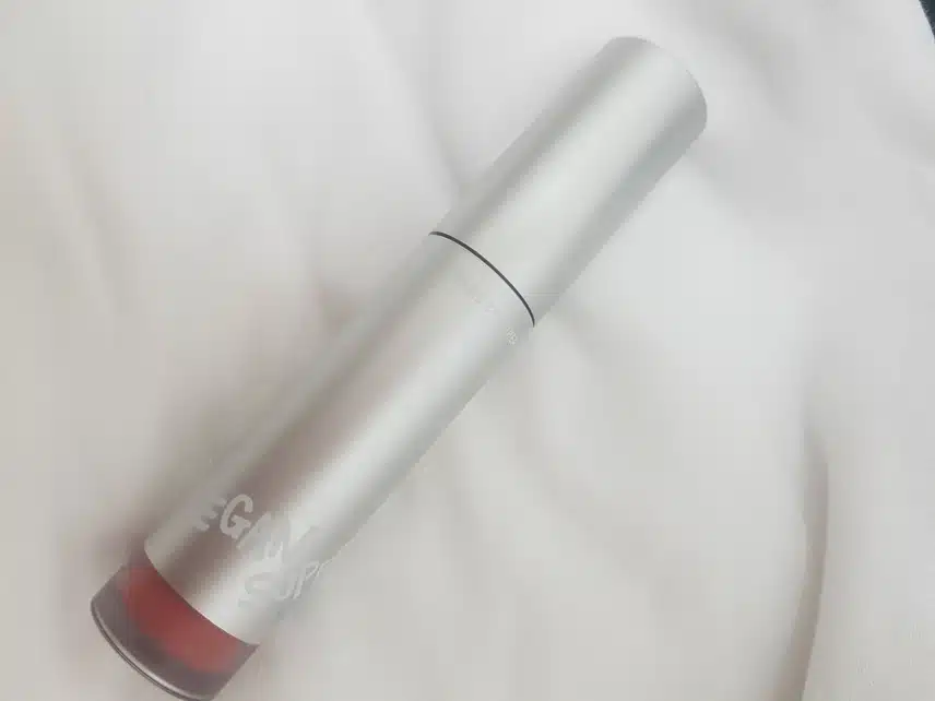 여름에 바르기좋은 틴트