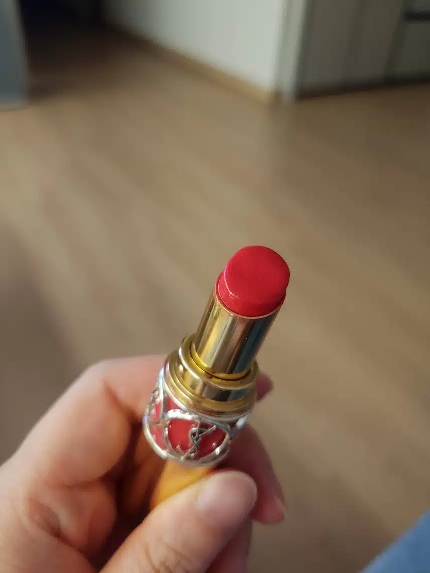 24시간 지속 여름 메이크업! 입생로랑 루쥬 볼립떼 샤인 립스틱💄 