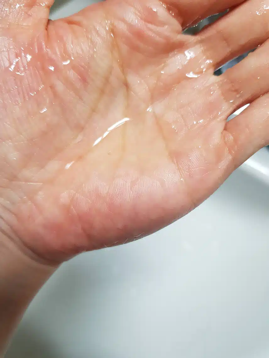 유리아쥬 이제악 클렌징젤 7년차