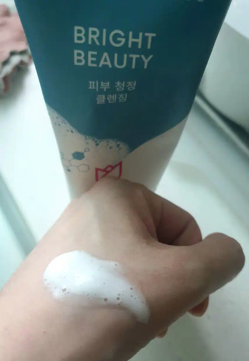 말끔 산뜻 클렌징폼 추천~