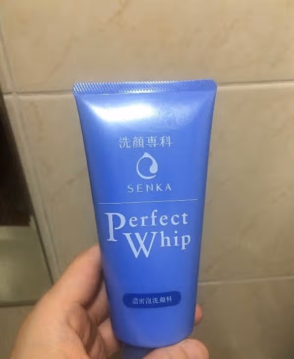센카 퍼펙트 휩 클렌징 폼