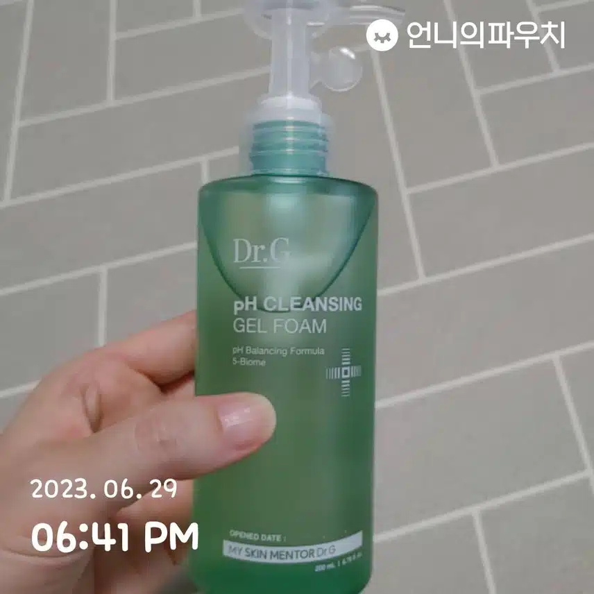 닥터지 약산성 클렌징 젤폼