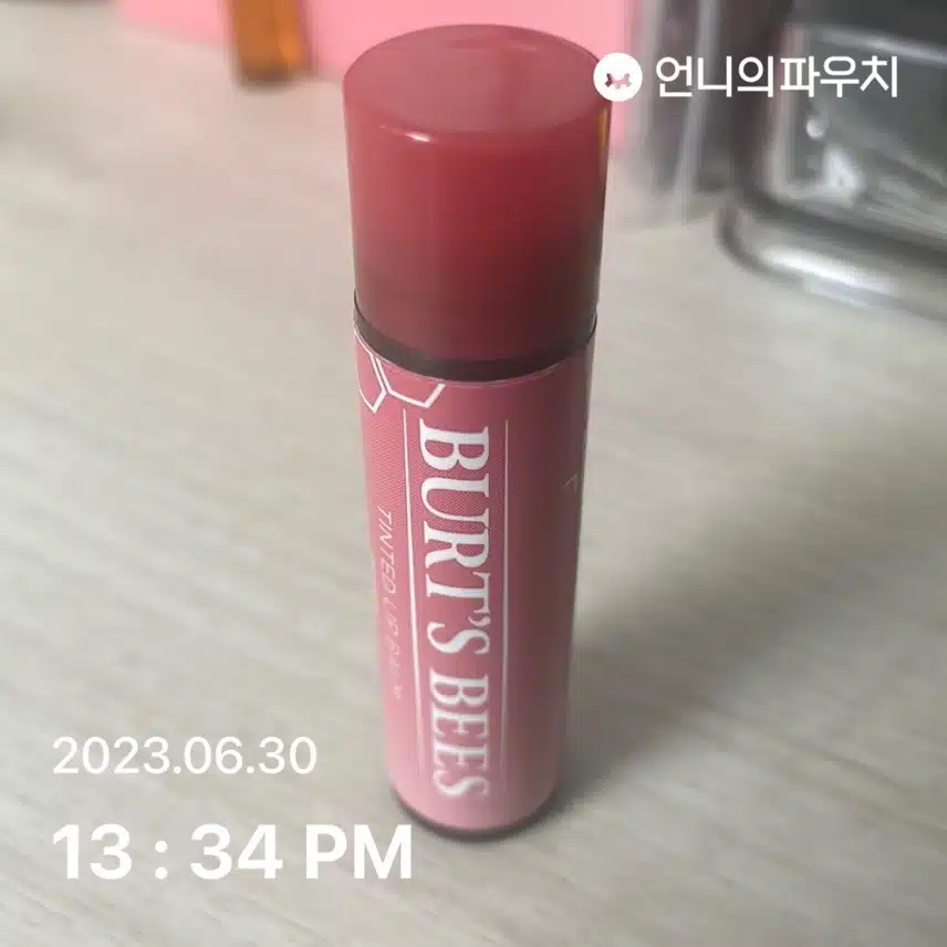자연스러운 발색, 버츠비 틴티드 립밤🐝