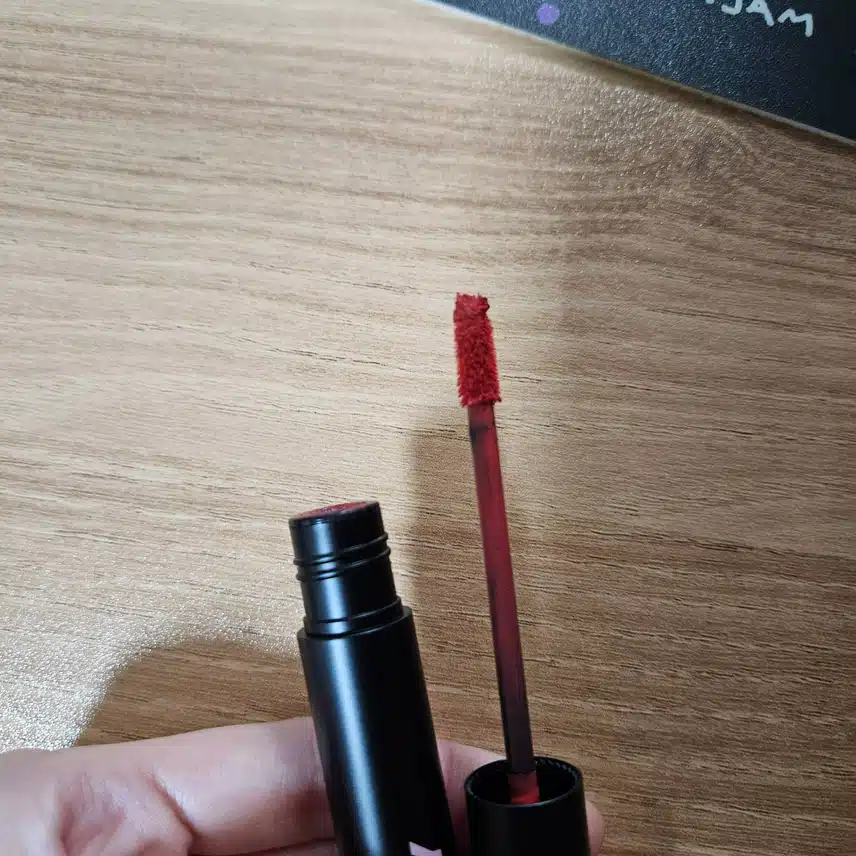 내돈내산  마녀공장 노 머시 컬러 바이브 벨벳 틴트