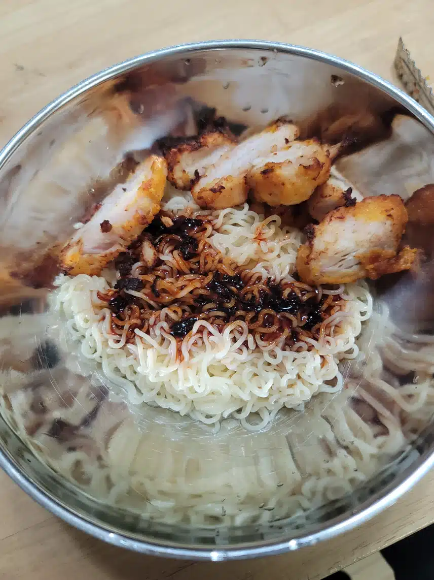 닭가슴살 비빔면 단백질 식단