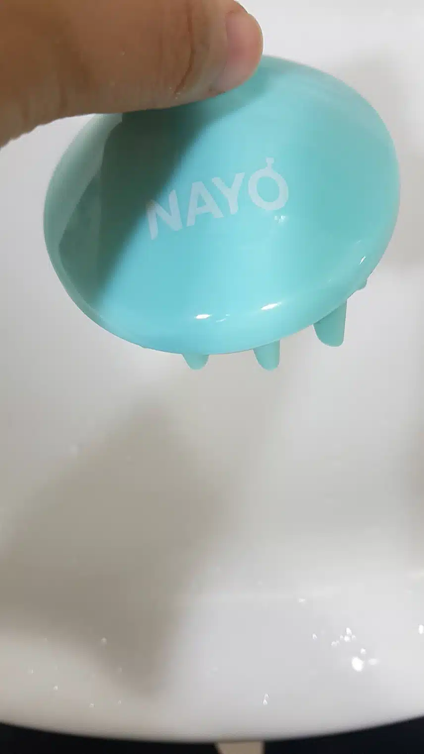 나요 샴푸브러쉬