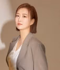 장윤정 가수에게 어떤 머리가 잘 어울린다고 생각하시나요?