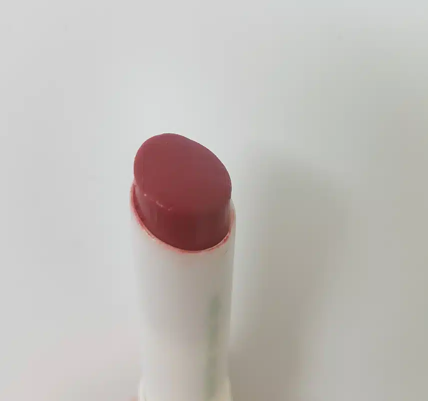촉촉함과 생기까지 챙겨주는 컬러립밤!