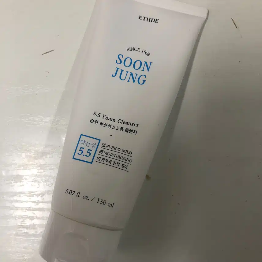 제가 너무도 애정하는 에뛰드 순정 폼클렌저!