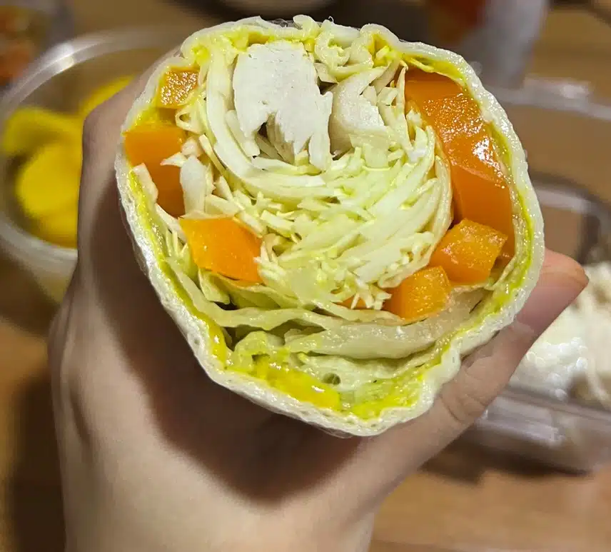 단백질 식단- 닭가슴살 또띠아