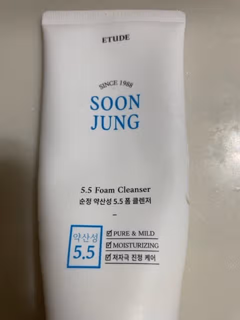 에뛰드 순정 약산성 폼클렌저