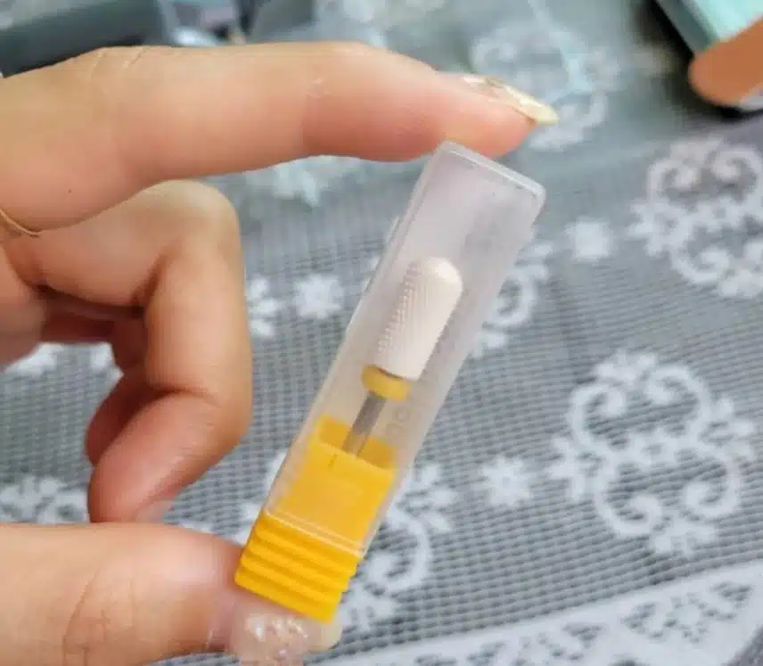 집에서 혼자 손쉽게 큐티클제거하고 영양제까지 관리하자