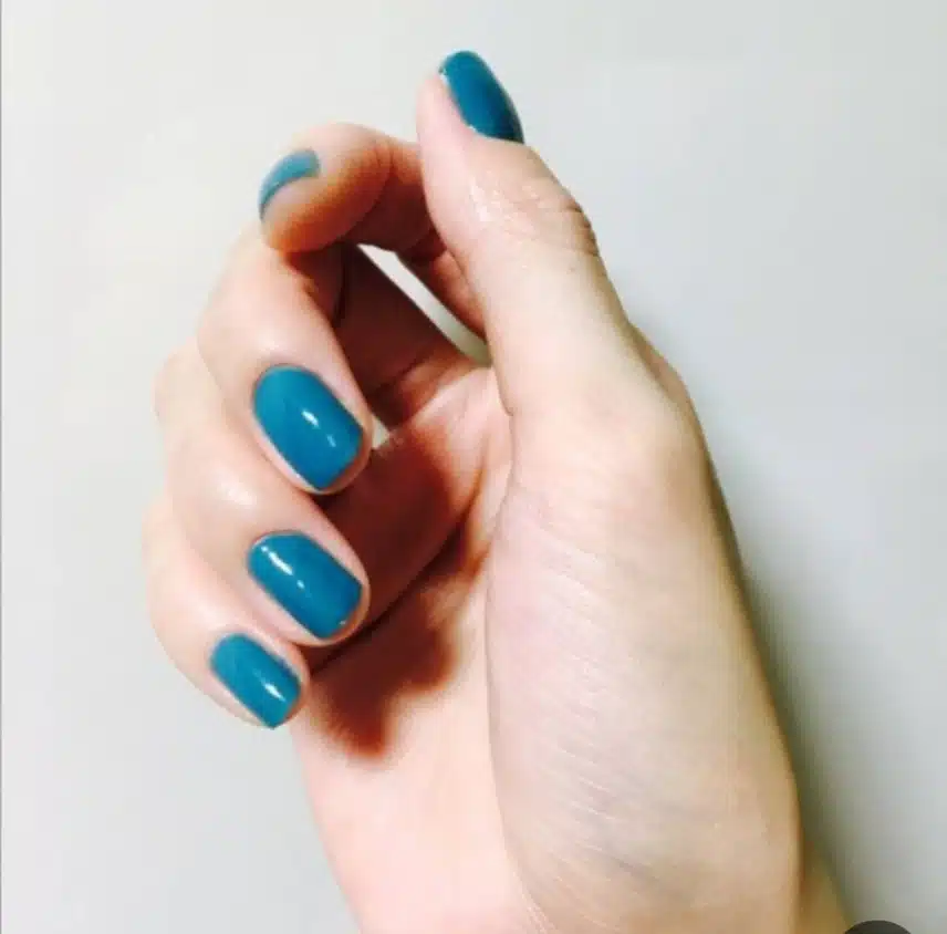 여름엔 울트라마린 컬러