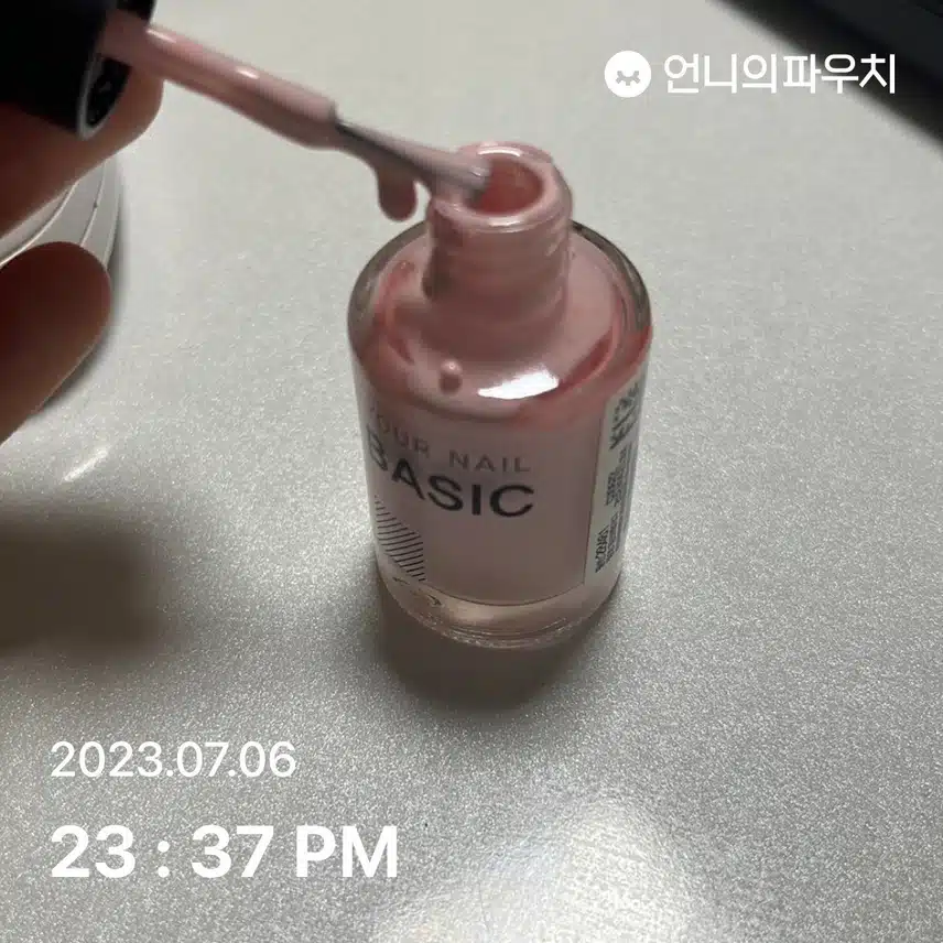 여름맞이 매니큐어 