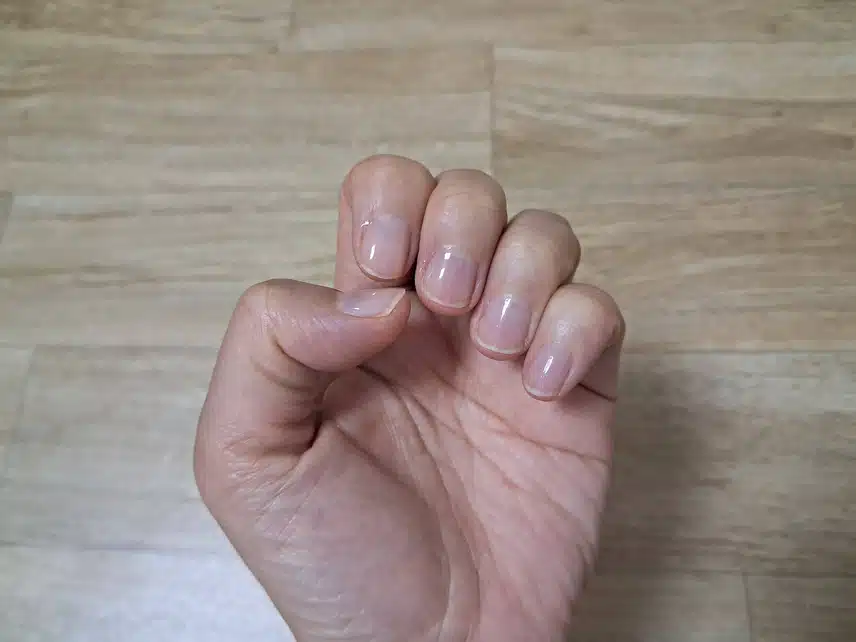다이소 네일영양제로 손톱 영양지켜요