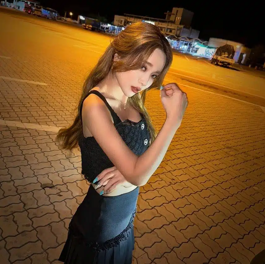 여전히 매력적이네요ㅎㅎ