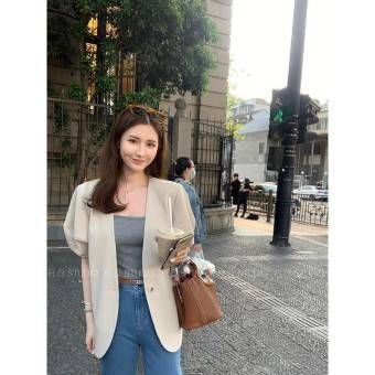 요새 어깨 패드들어간 옷이 좋아요~