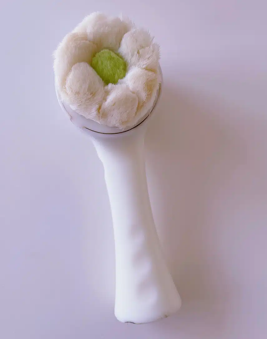 맥스클리닉 엠보 브러쉬 화이트