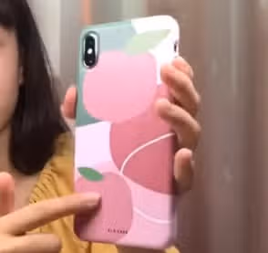 폰케이스 찾아주세요 ㅠㅠ