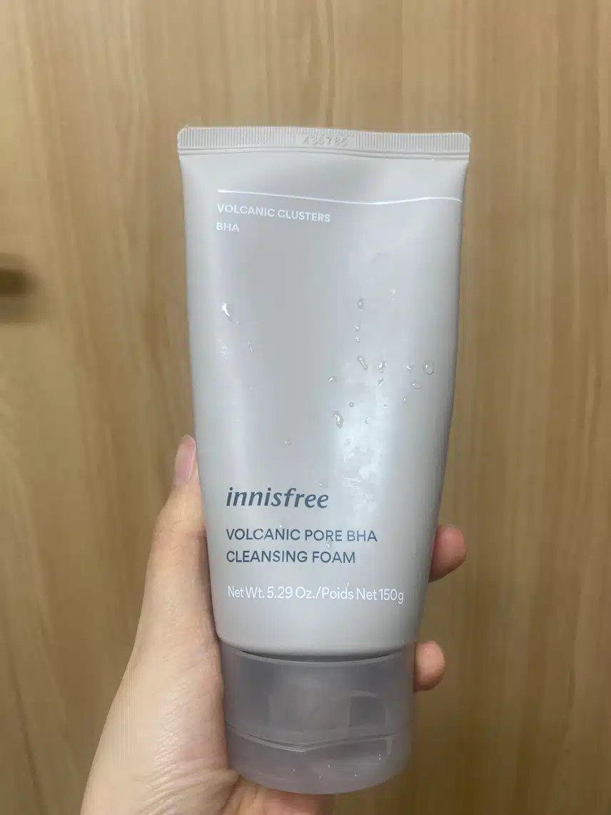 이니스프리 화산송이 모공 바하 클렌징폼!