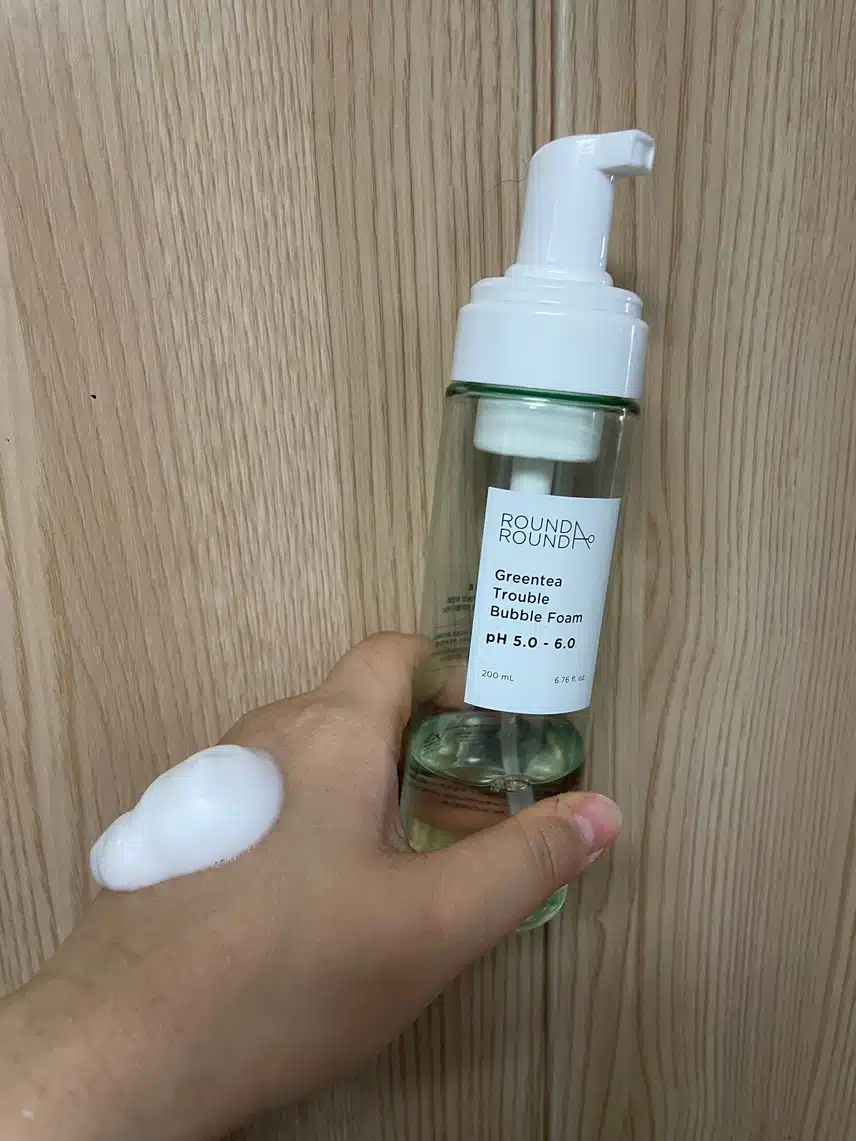 거품으로 편리한 세안 
