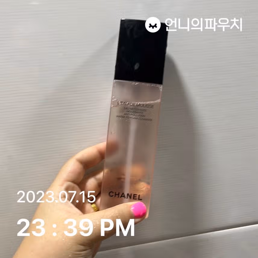 샤넬 로 드 무쓰 안티-폴루션 워터-투-폼 클렌저