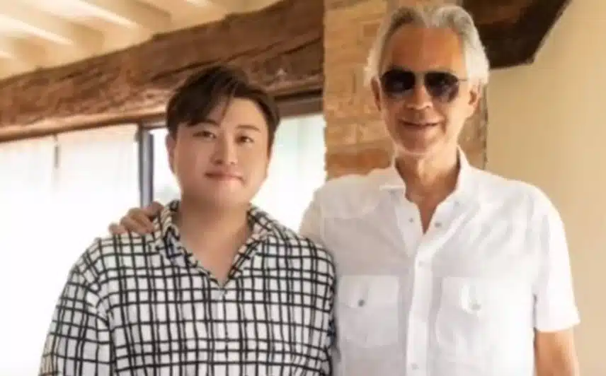 김호중 가수가 안드레아보첼리로부터 특별한선물 받게 되었어요^^
