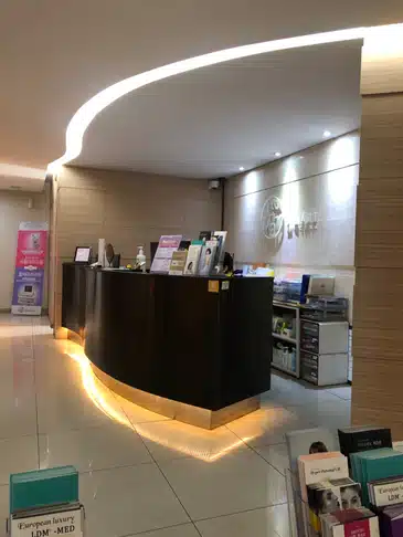 친절하고 상담잘해주셔서 믿고 방문할 수 있는 이수역 라마르 피부과 입니다. 