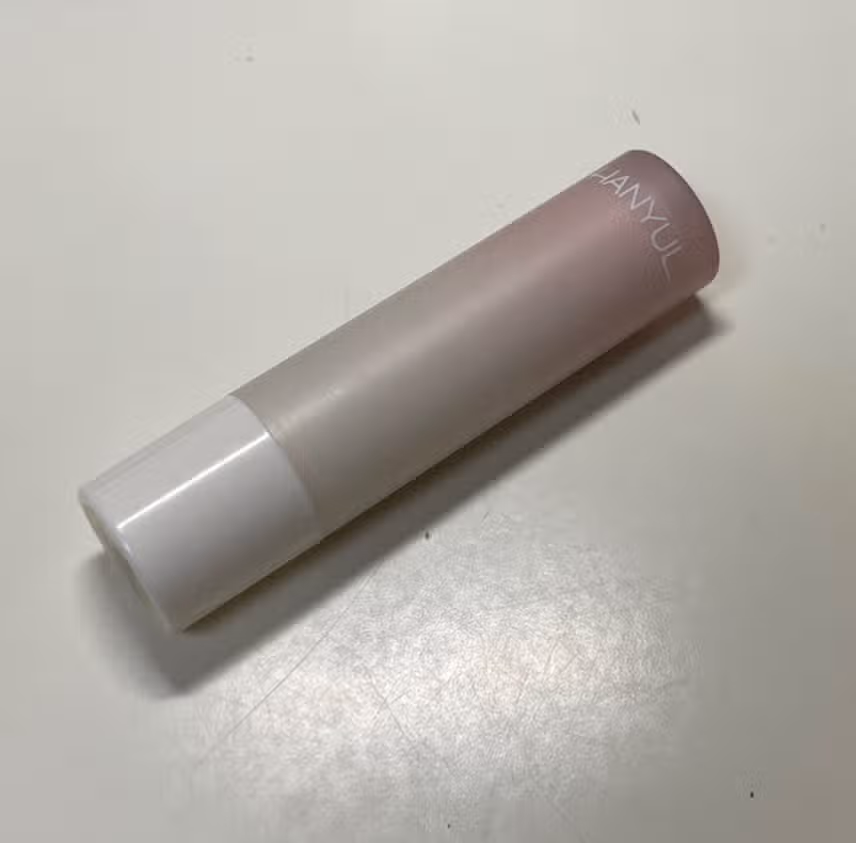 자연스럽게 발색되는 한율 립밤