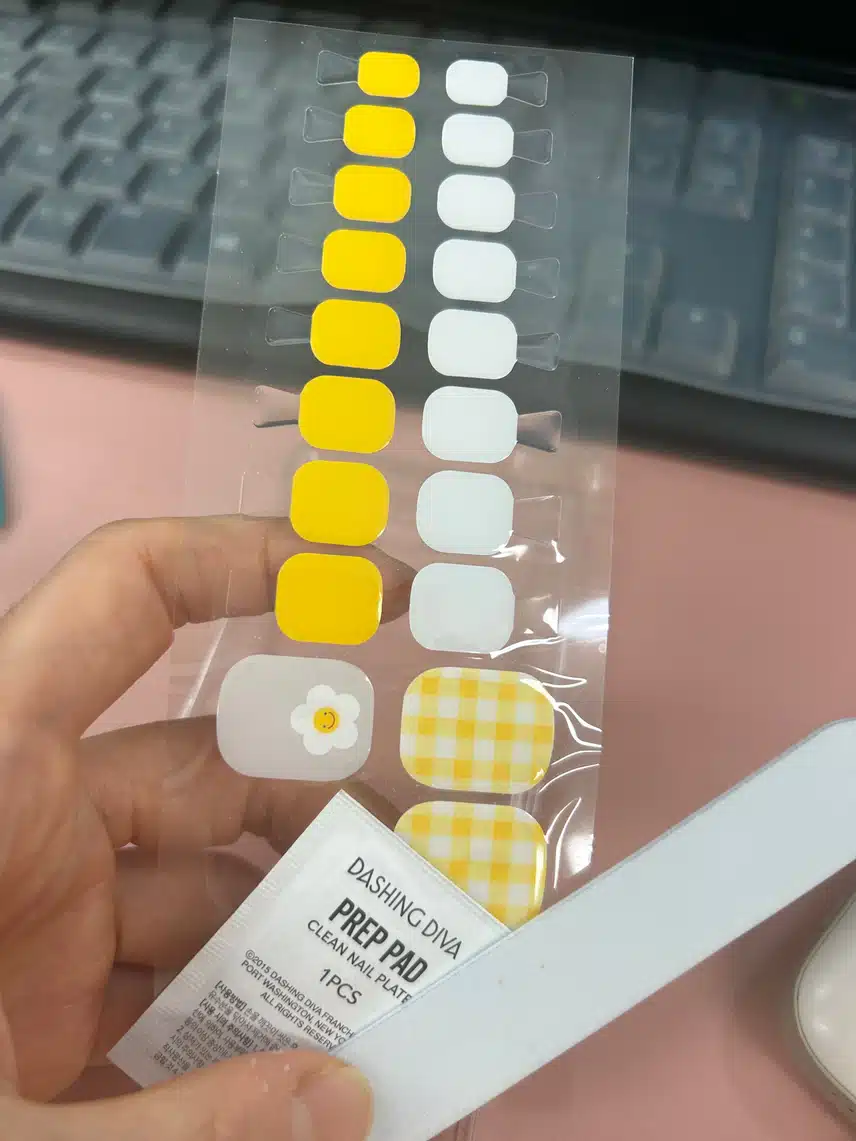 여름 필수템~페디스티커