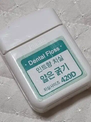 다이소 민트향 치실 
