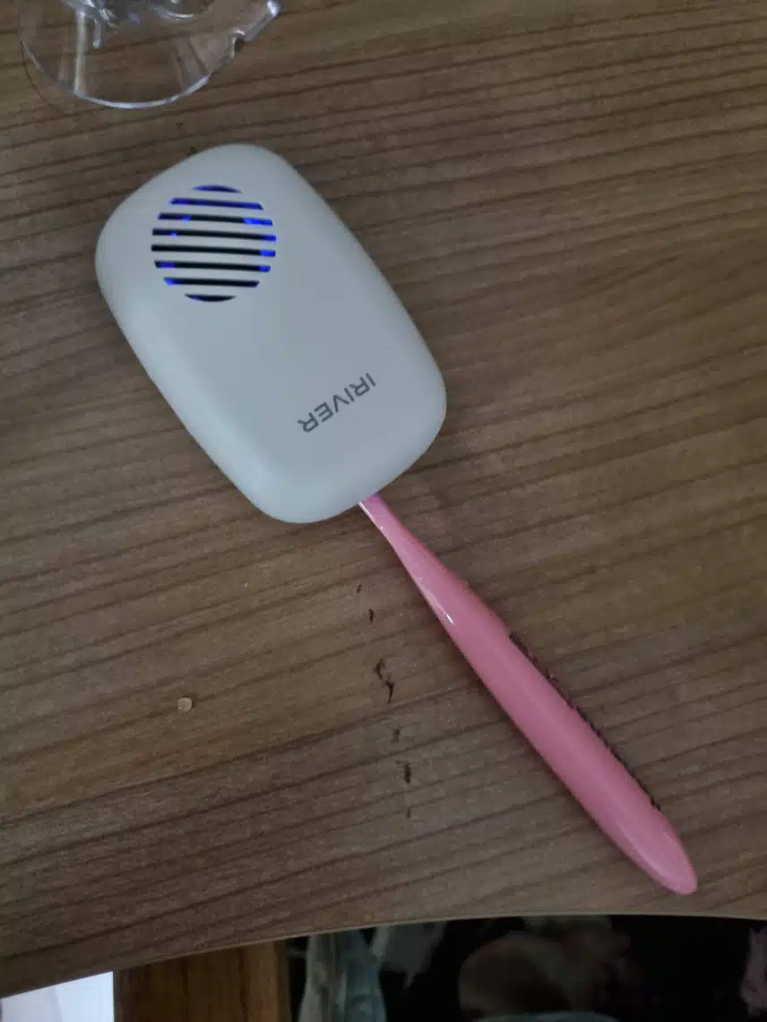 휴대용 칫솔 살균기 너무 좋아요