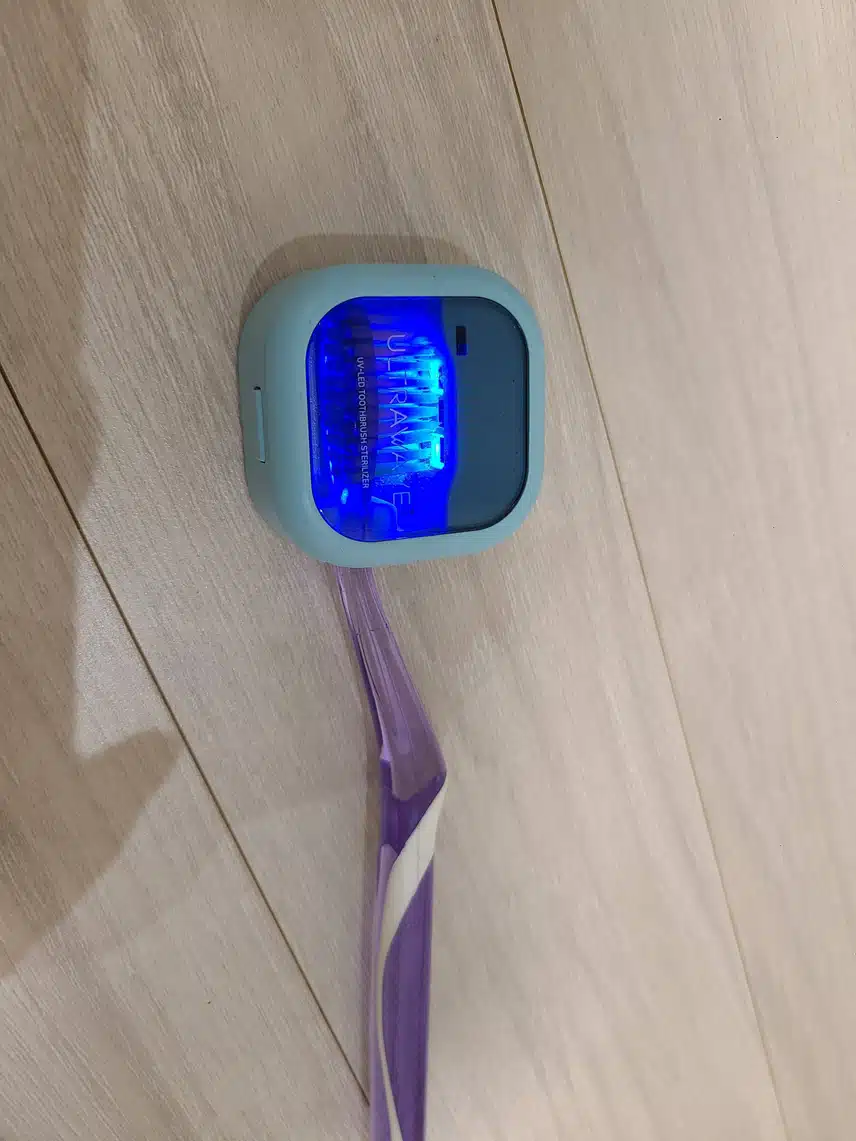 휴대용 칫솔 살균기 추천해요