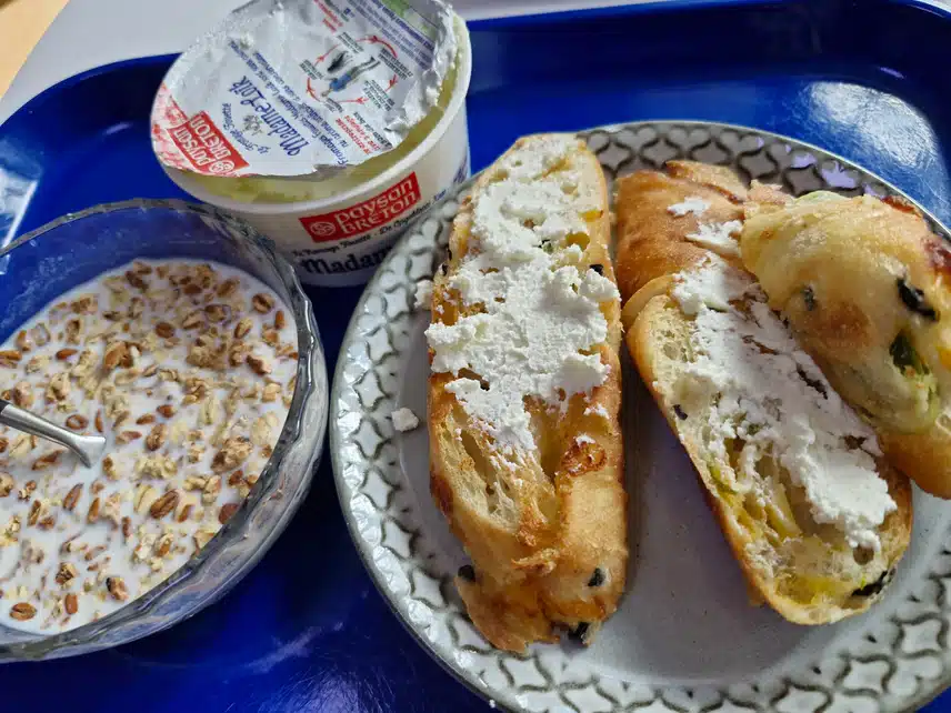 가볍게 아침..