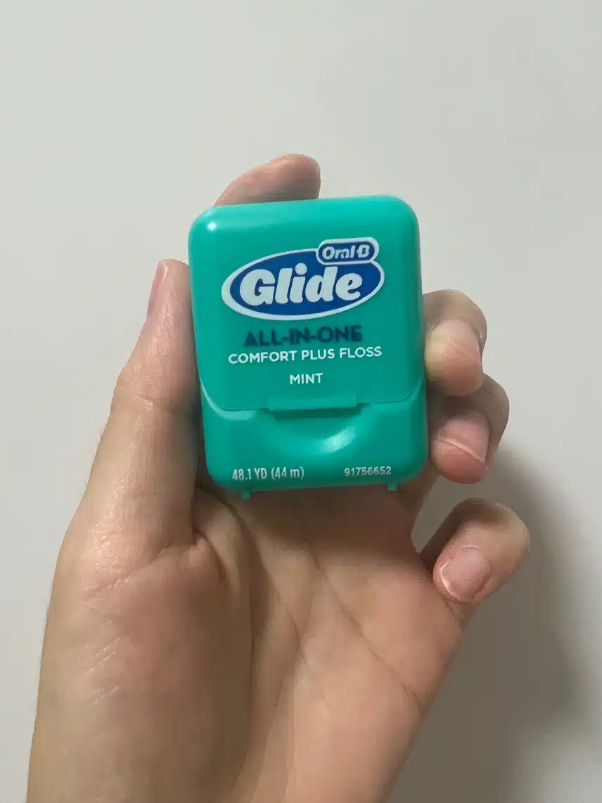 치실은 오랄비 글라이드!