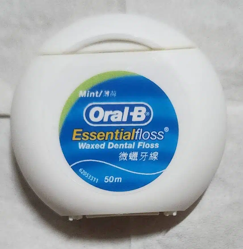 오랄비 치실 좋습니다