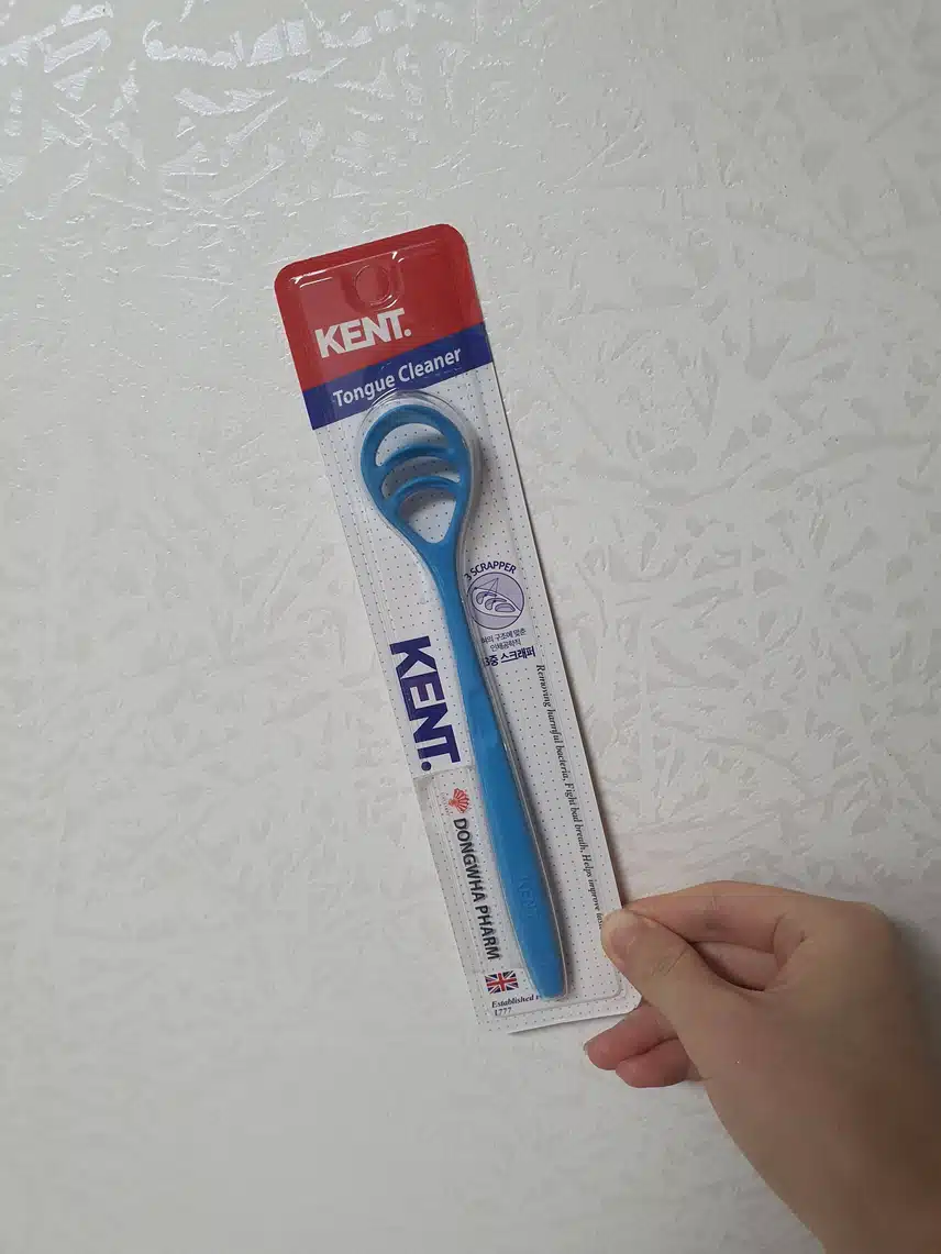 혀클리너로 구강 건강 더 챙겨봅시다!
