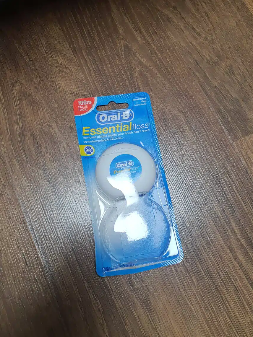 치실은 필수인 거 아시죠? 구강케어 제대로 해보자고요