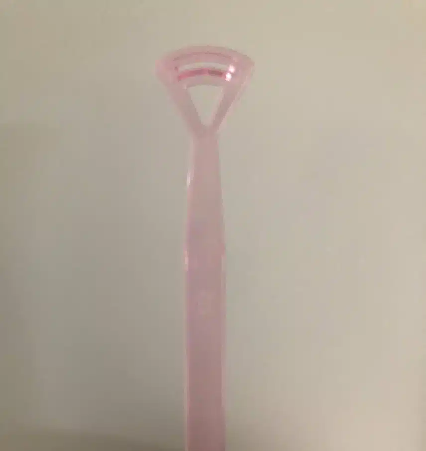 혀쿨리너 사용중